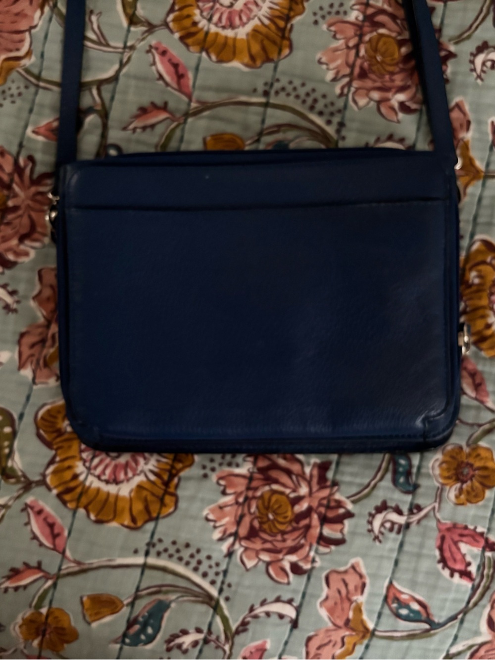 Leather Levenger Bag - Picture 3 of 4